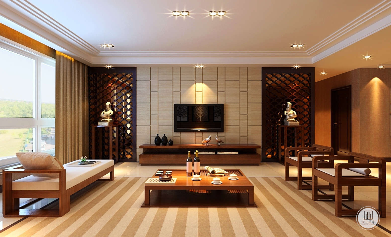 客厅是传统的陈设，沙发是木质加布艺的搭配，罗汉床让整体空间更加的休闲。