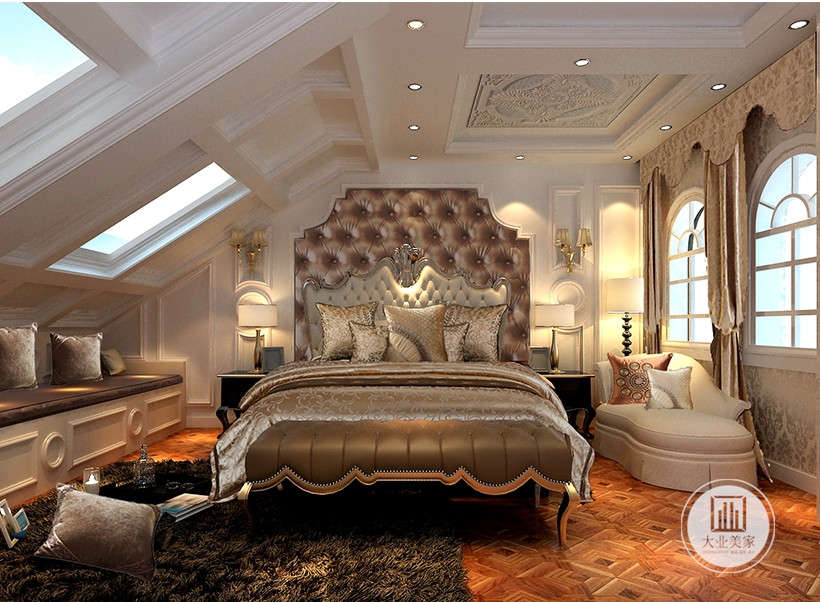 阁楼的卧室使用软包，地毯飘窗和小沙发的加入，增加了生活舒适幸福度。
