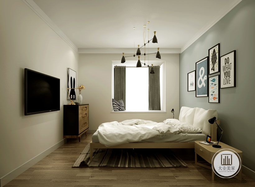 卧室铺的是木地板，非常舒适的脚感，并且给人营造的是安静祥和的睡眠环境。